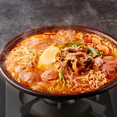 우삼겹 부대찌개(2인분) 733g